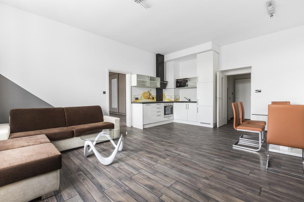Apartsee Halkova Plzeň Exteriör bild